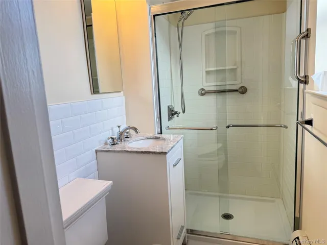 $3,500 | 103 Gedney Street, Unit 4M, Nyack, NY 10960