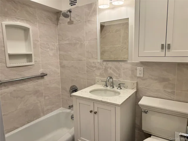 $3,500 | 103 Gedney Street, Unit 4M, Nyack, NY 10960