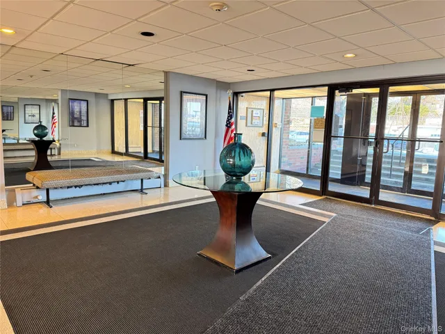 $3,500 | 103 Gedney Street, Unit 4M, Nyack, NY 10960