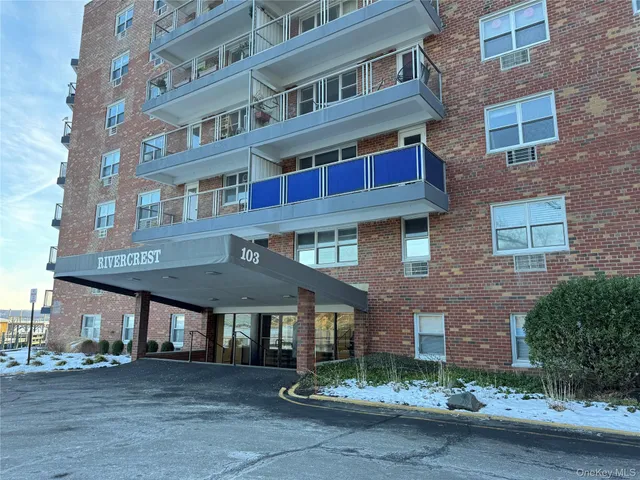 $3,500 | 103 Gedney Street, Unit 4M, Nyack, NY 10960