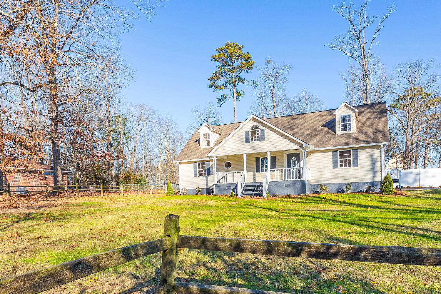 212 Hazel Lane Dalton, GA 30721 - Photo 3 of 49 212 Hazel Lane HD-2