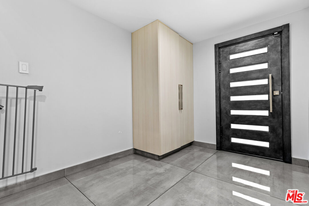 9772 Vía Roma Burbank, CA 91504 - Photo 4 of 44 a view of front door with a door