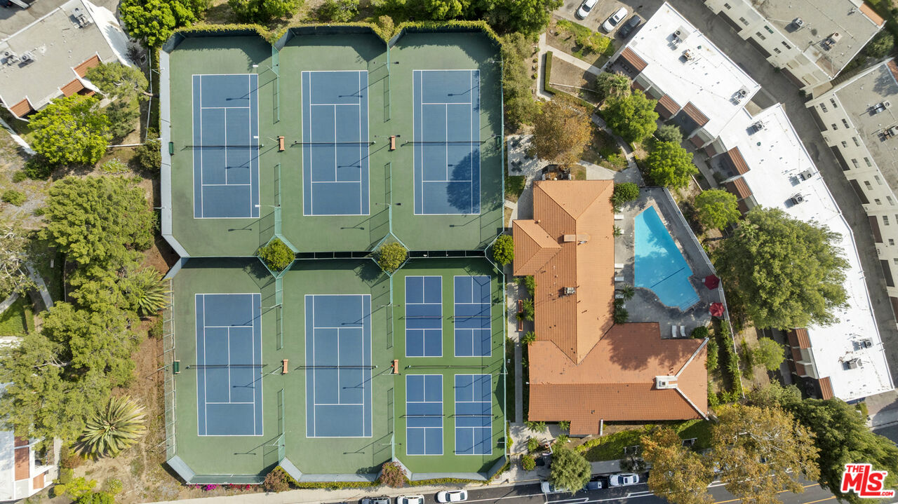 9772 Vía Roma Burbank, CA 91504 - Photo 41 of 44 an aerial view of a multi story residential apartment building with a yard