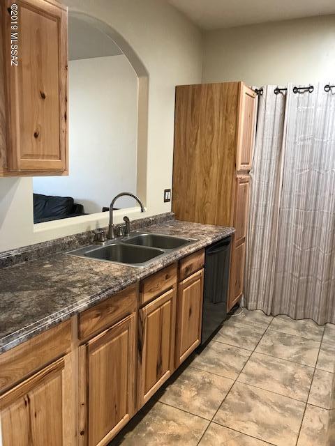 3514 South Mission Road, Unit 2 Tucson, AZ 85713 - Photo 12 of 34