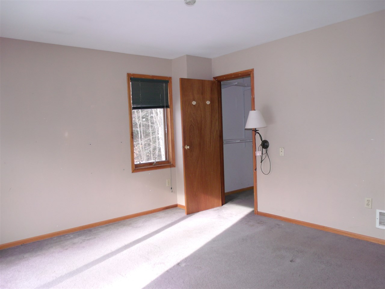 80 Priest Road Nottingham, NH 03290 - Photo 5 of 18