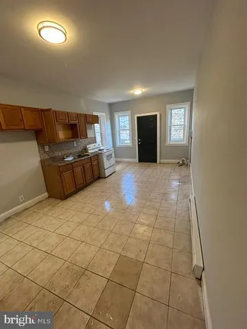 $1,700 | 5824 Florence Avenue, Philadelphia, PA 19143