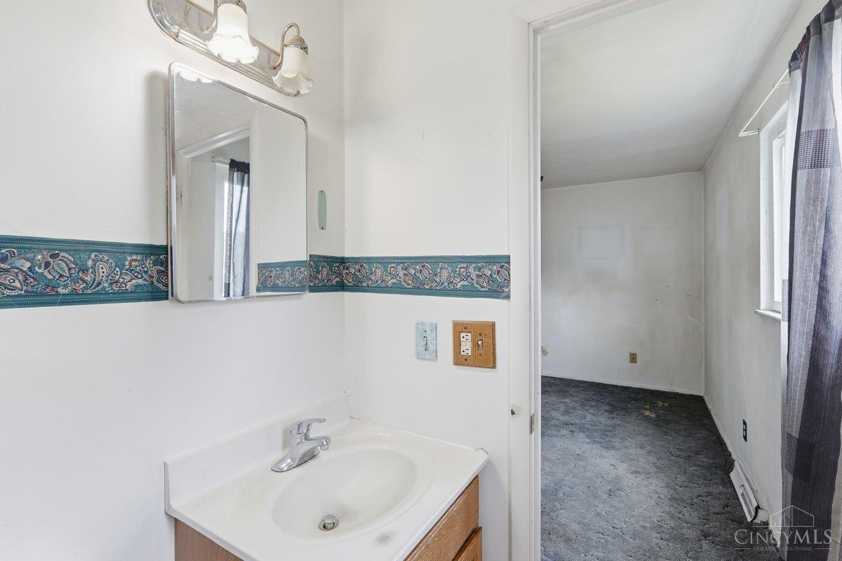 5110 Foley Road Cincinnati, OH 45238 - Photo 23 of 34