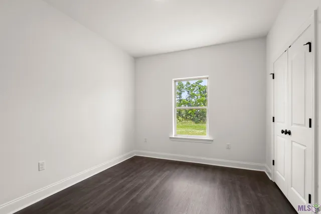 $293,900 | 18725 Seabiscuit Lane, Zachary, LA 70791