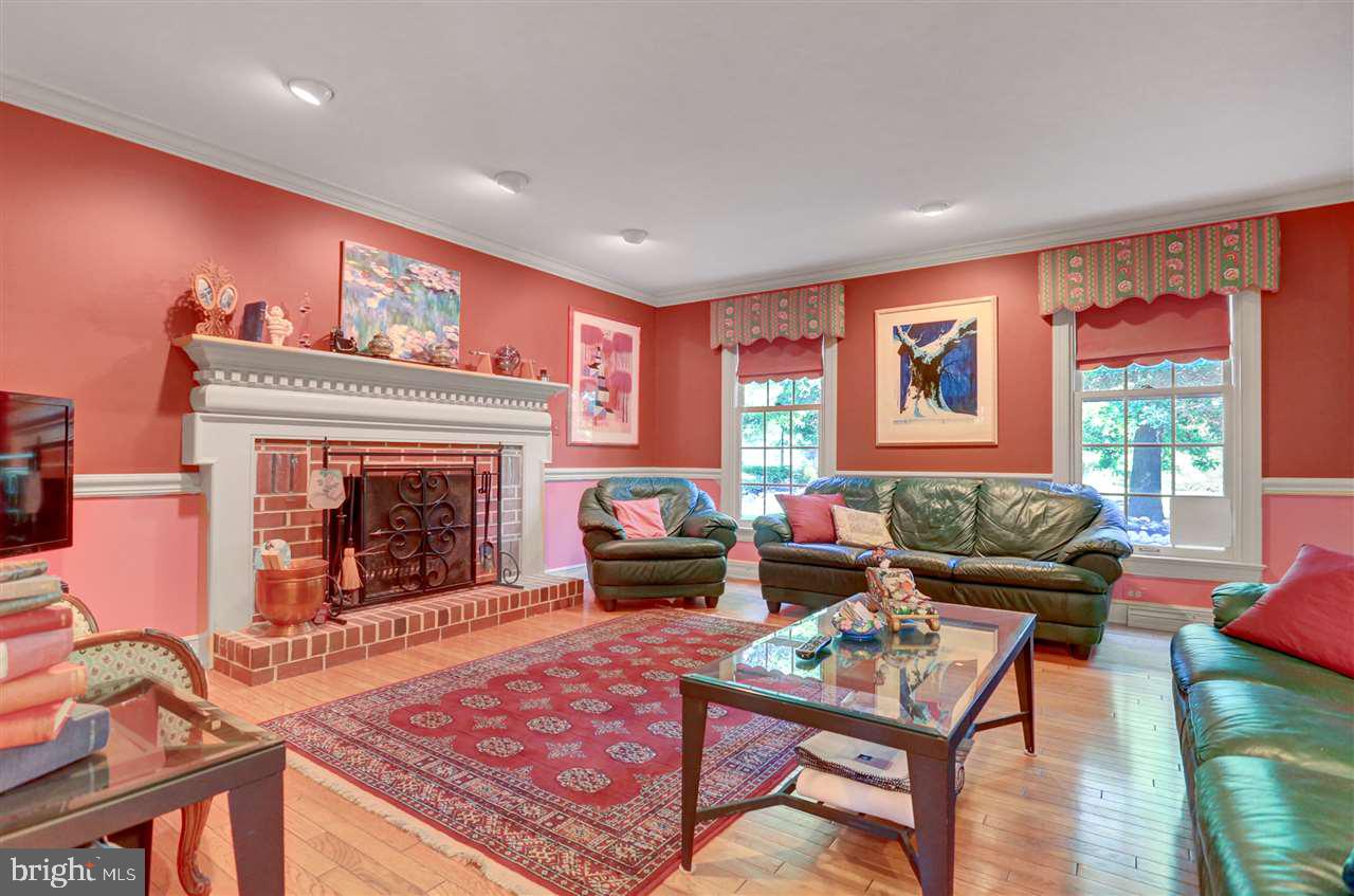 5316 Field Pointe Drive Spring Grove, PA 17362 - Photo 9 of 23 Gallery Image 9