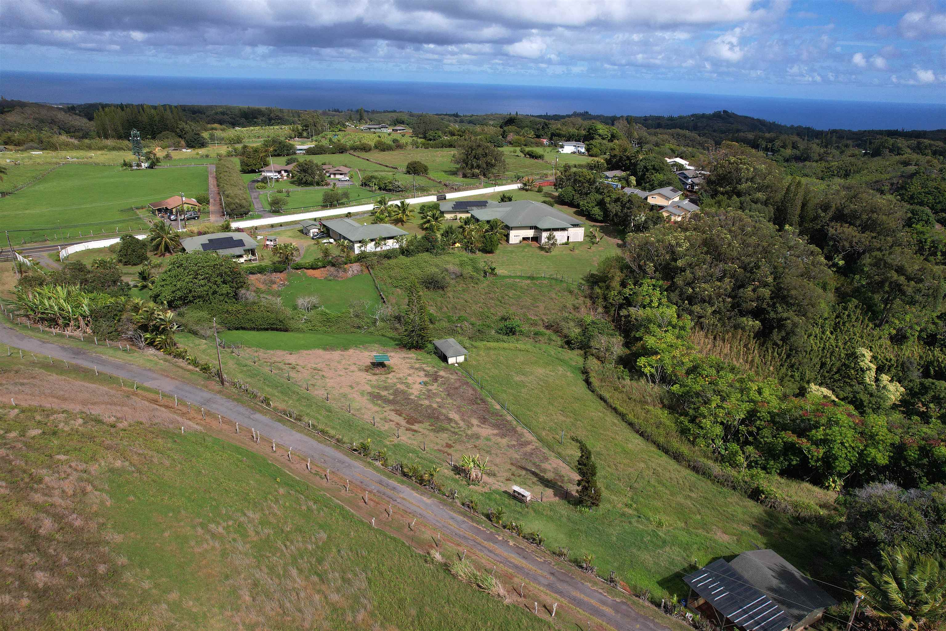 1525 Kaupakalua Road Haiku, HI 96708 - Photo 21 of 47 Gallery Image 21