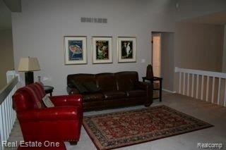 8850 Tipsico Lake Road Holly, MI 48442 - Photo 18 of 25 loft