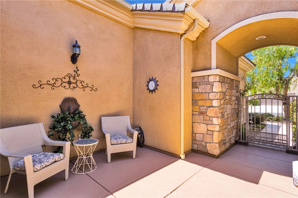 10397 Darby Road Apple Valley, CA 92308 - Photo 5 of 52