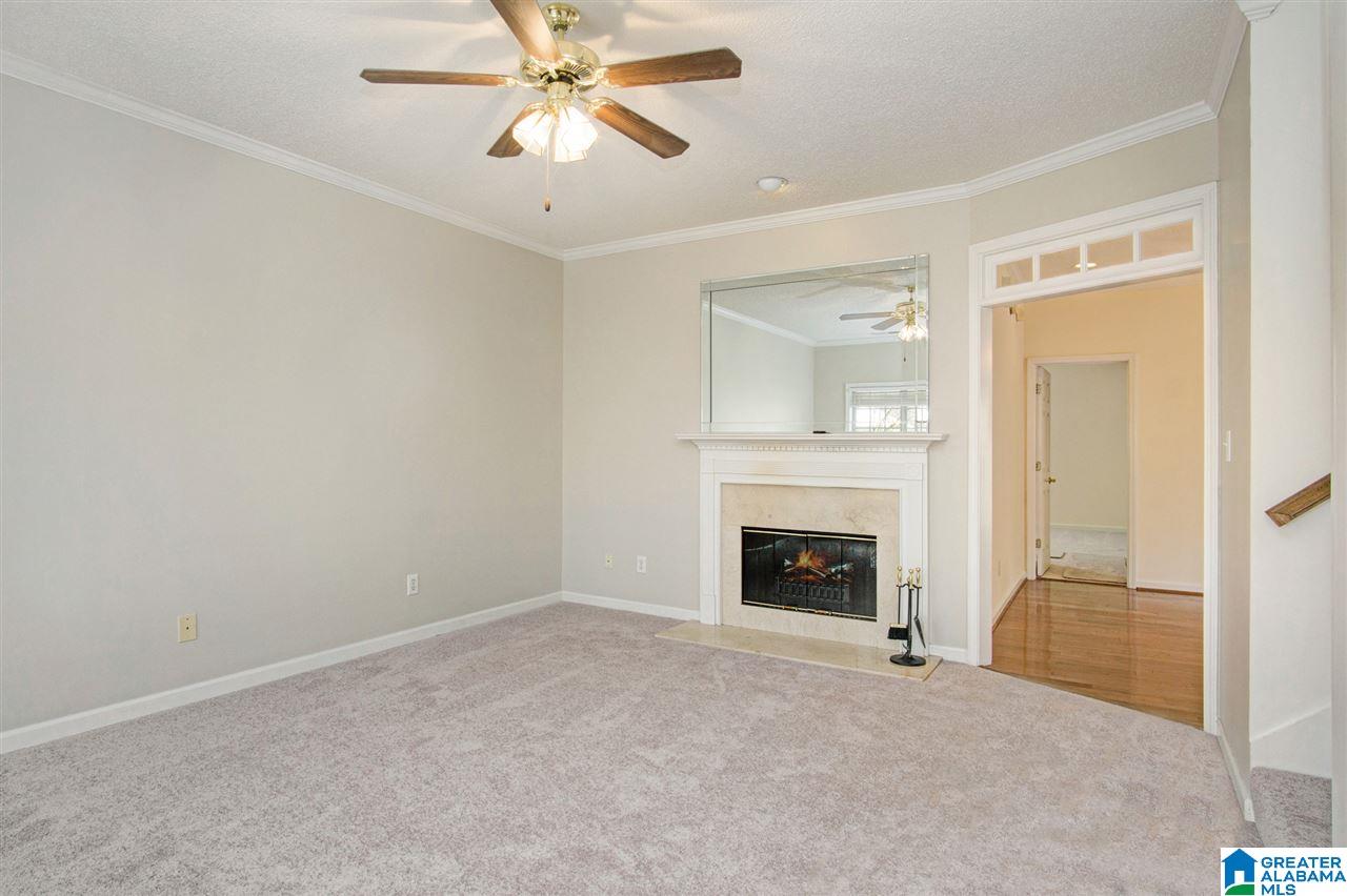 147 Warwick Circle Alabaster, AL 35007 - Photo 4 of 26
