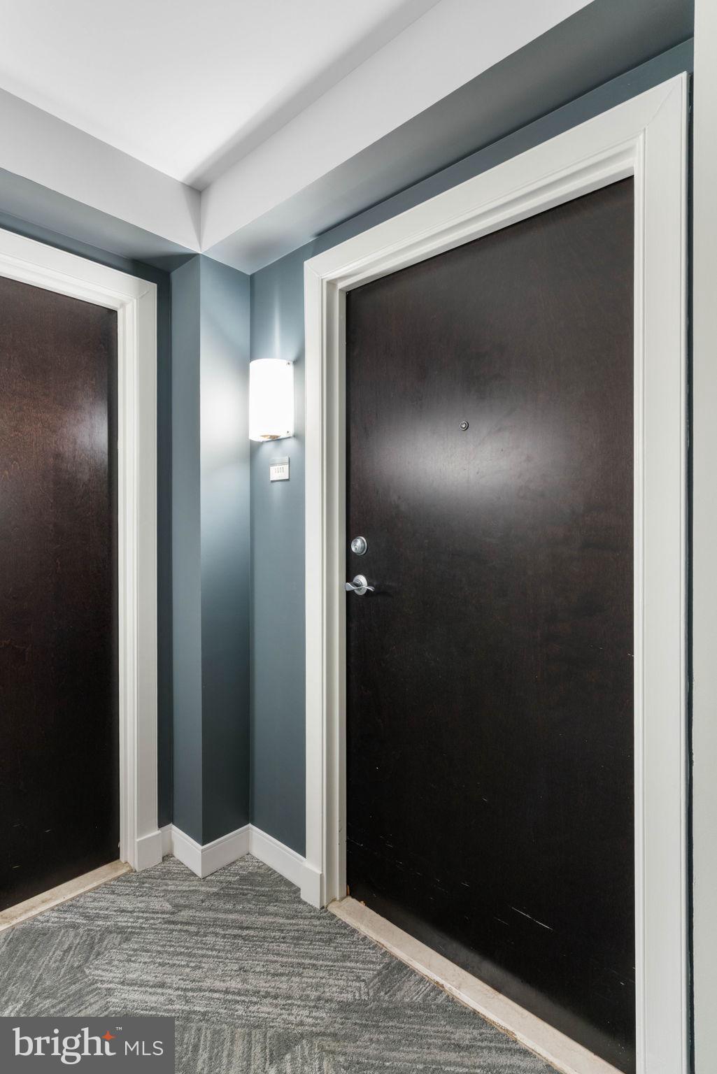 851 North Glebe Road, Unit 1011 Arlington, VA 22203 - Photo 6 of 41 a view of elevator