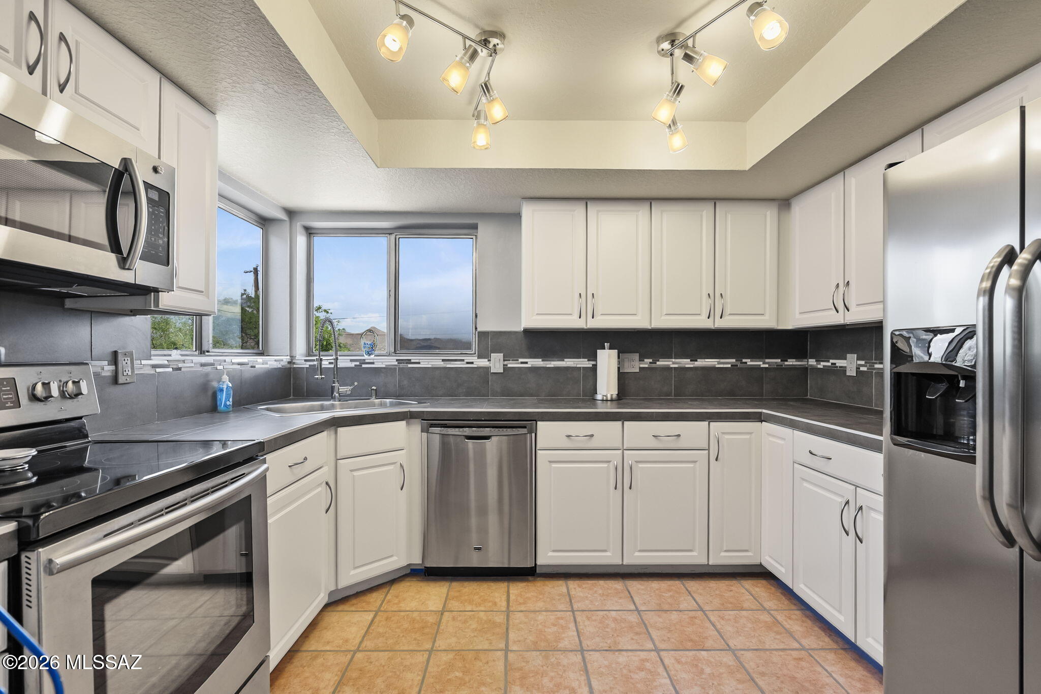 1051 Avenida Aprenda Rio Rico, AZ 85648 - Photo 14 of 26