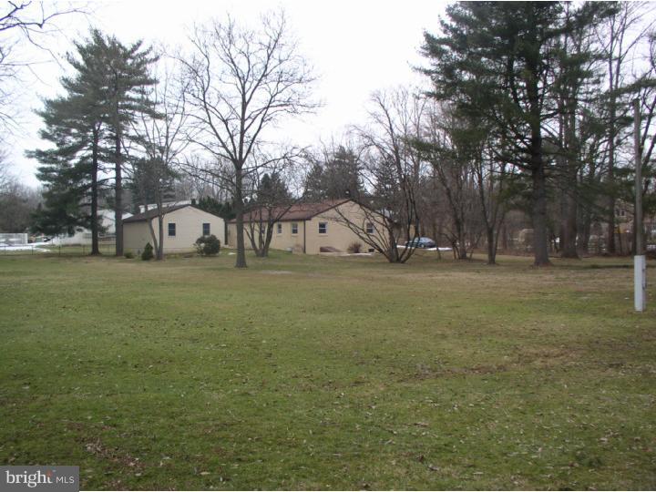 916 Wells Road Phoenixville, PA 19460 - Photo 4 of 22 Gallery Image 4