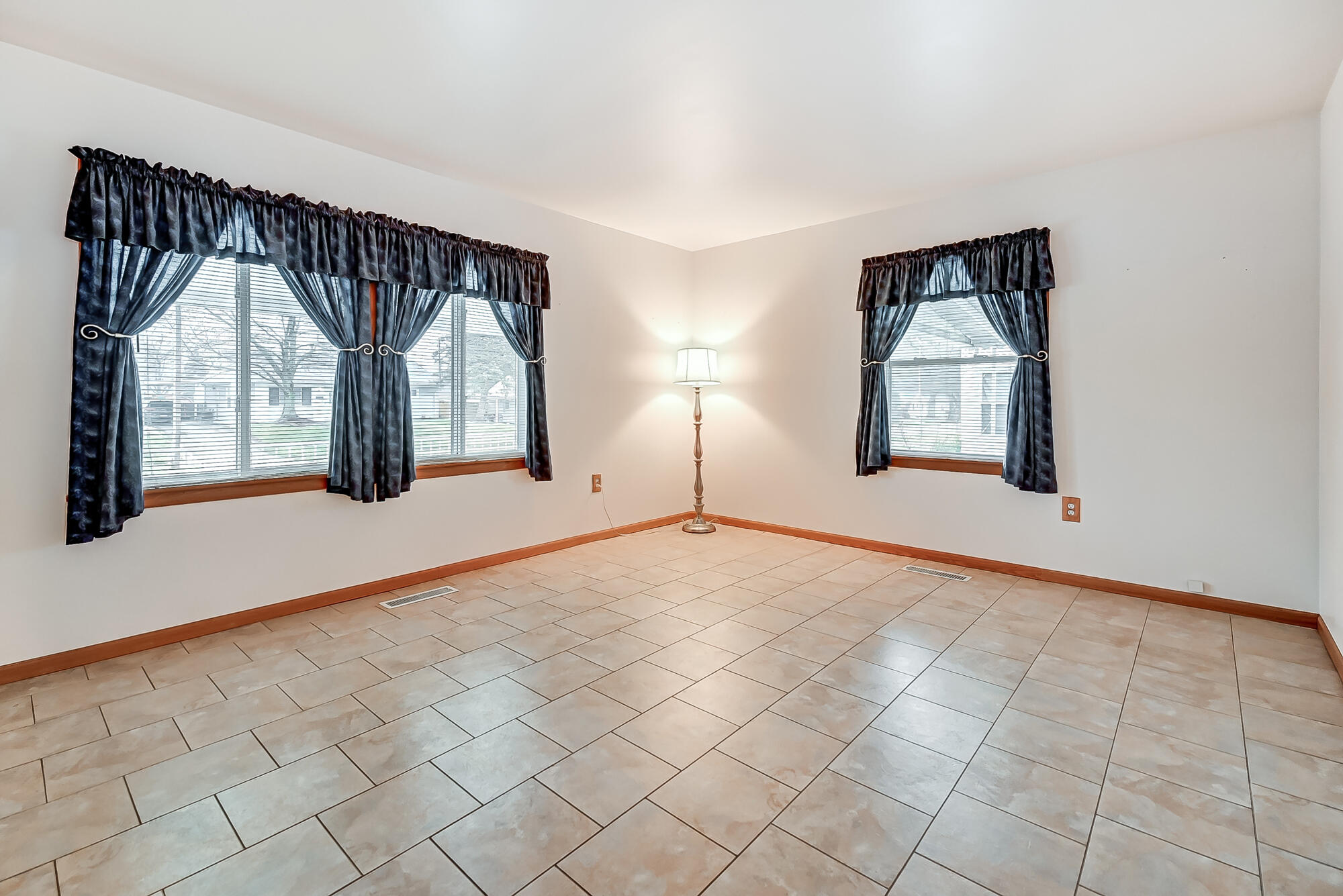 2131 Tanager Road Springfield, OH 45505 - Photo 12 of 44 Gallery Image 12