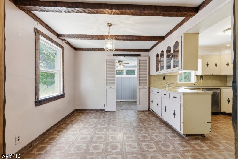 20 Sunnyside Road West Orange, NJ 07052 - Photo 8 of 39 Gallery Image 8
