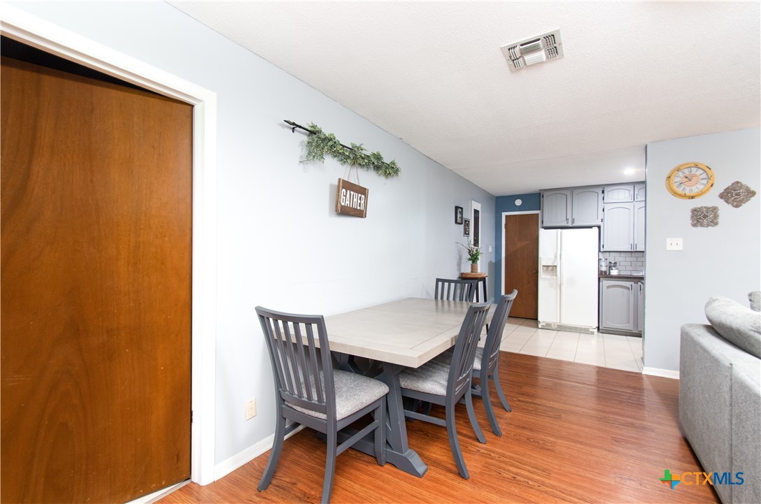 531 Santa Rosa Road Salado, TX 76571 - Photo 13 of 32 Dining