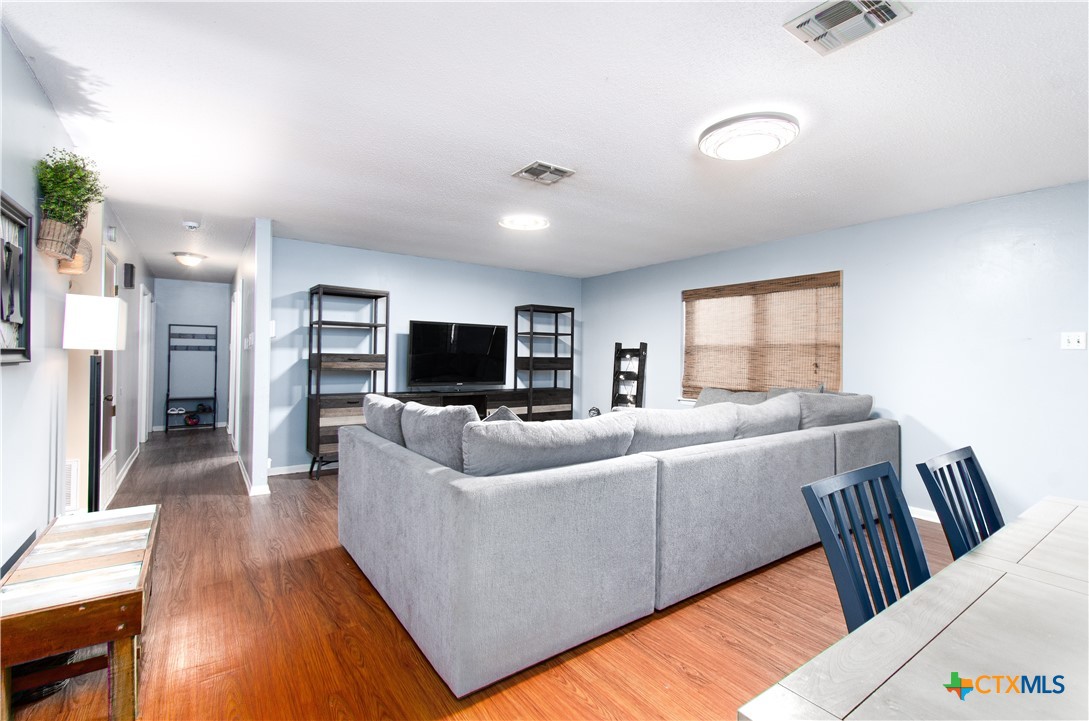 531 Santa Rosa Road Salado, TX 76571 - Photo 4 of 32 Living Room