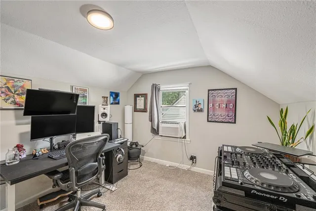 $299,500 | 917 East 77th Street, Kansas City, MO 64131