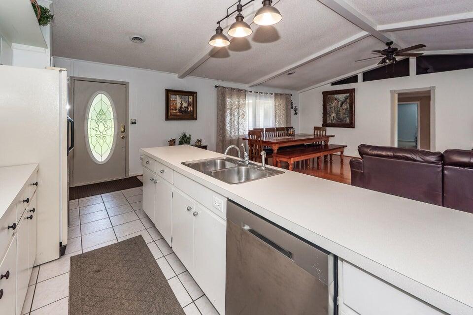 113 Grandview Court Vance, SC 29163 - Photo 8 of 31 29