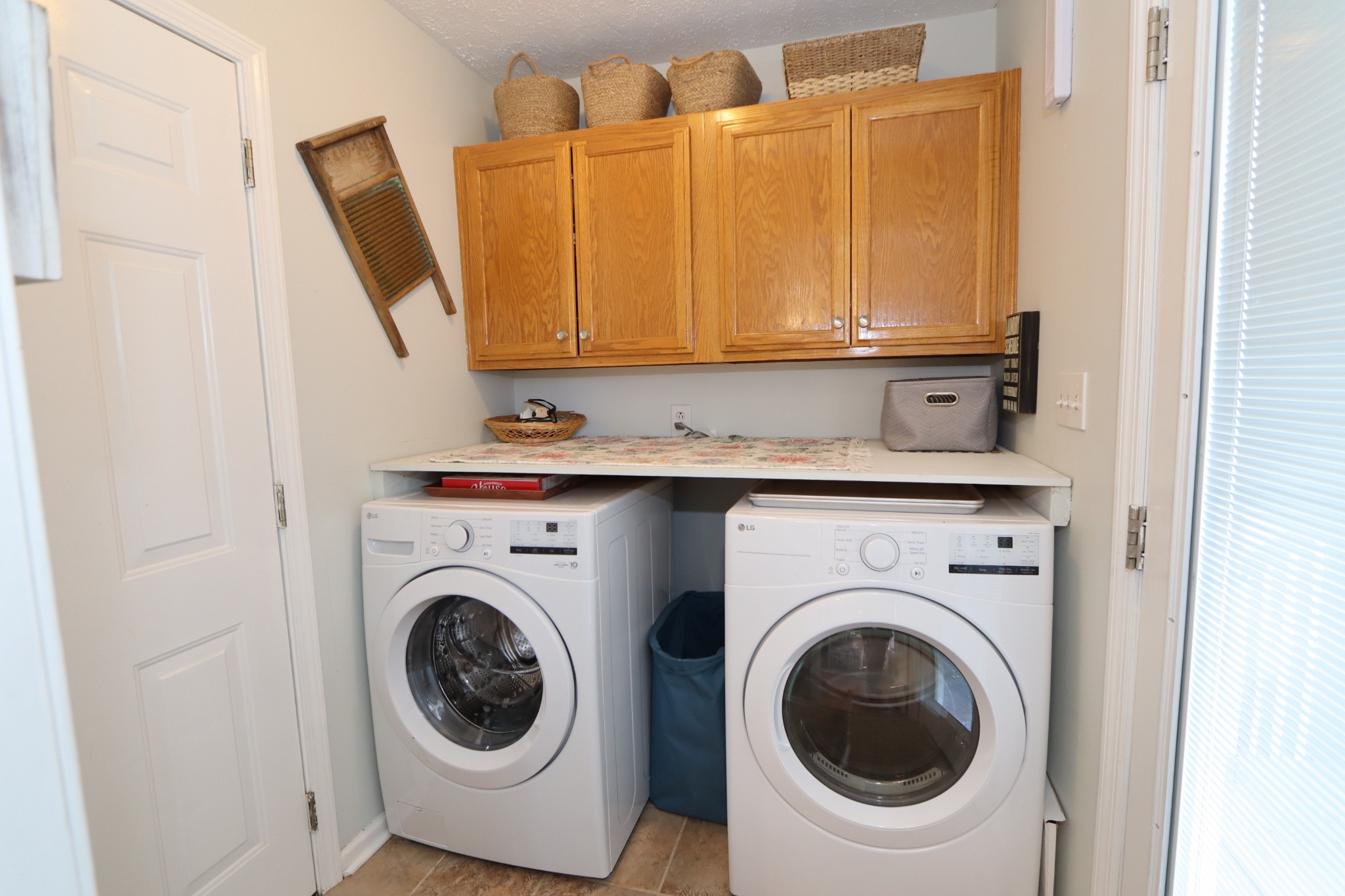 972 Williamson County Line Road Fairview, TN 37062 - Photo 23 of 68 a utility room with dryer and washer