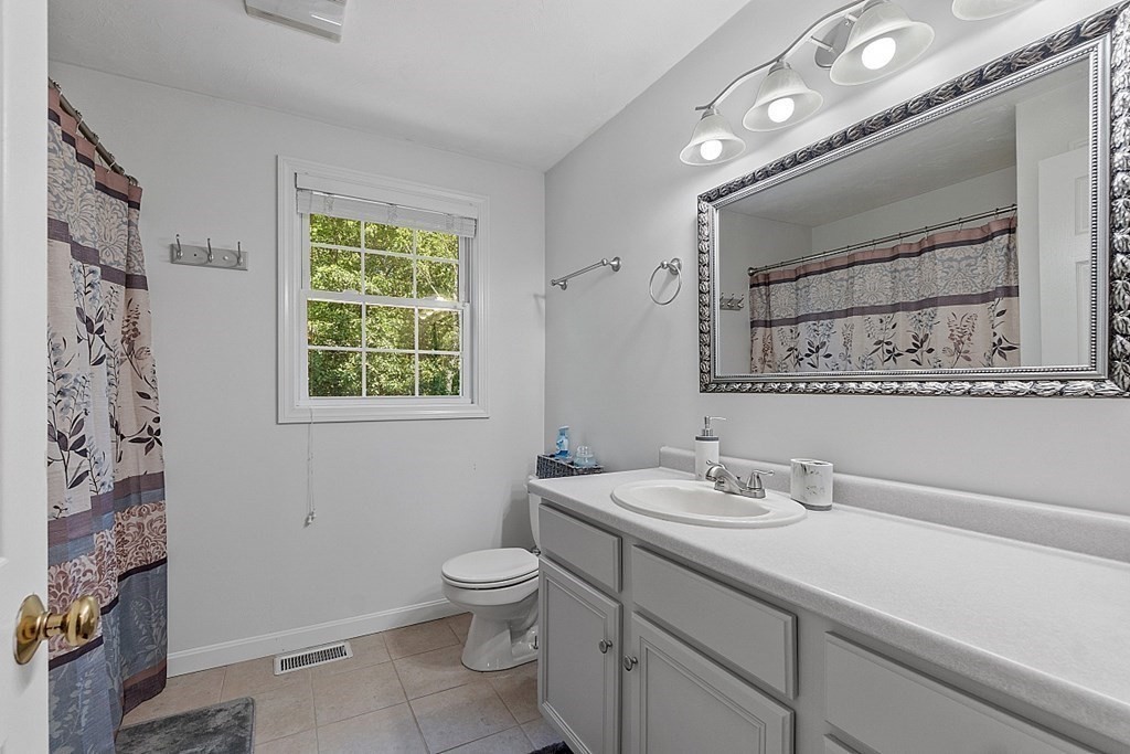 234 Gray Road Templeton, MA 01468 - Photo 30 of 40