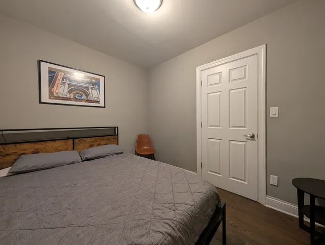 $2,895 | 1911 West Addison Street, Unit 1, Chicago, IL 60613