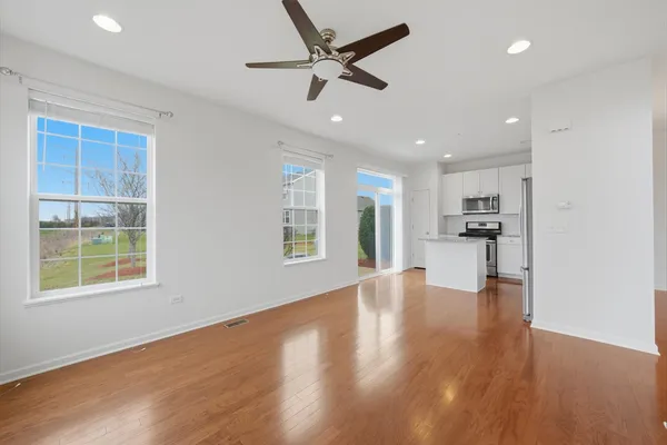 $290,000 | 192 Owen Street, Matteson, IL 60443