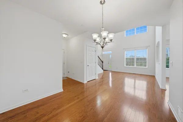 $290,000 | 192 Owen Street, Matteson, IL 60443