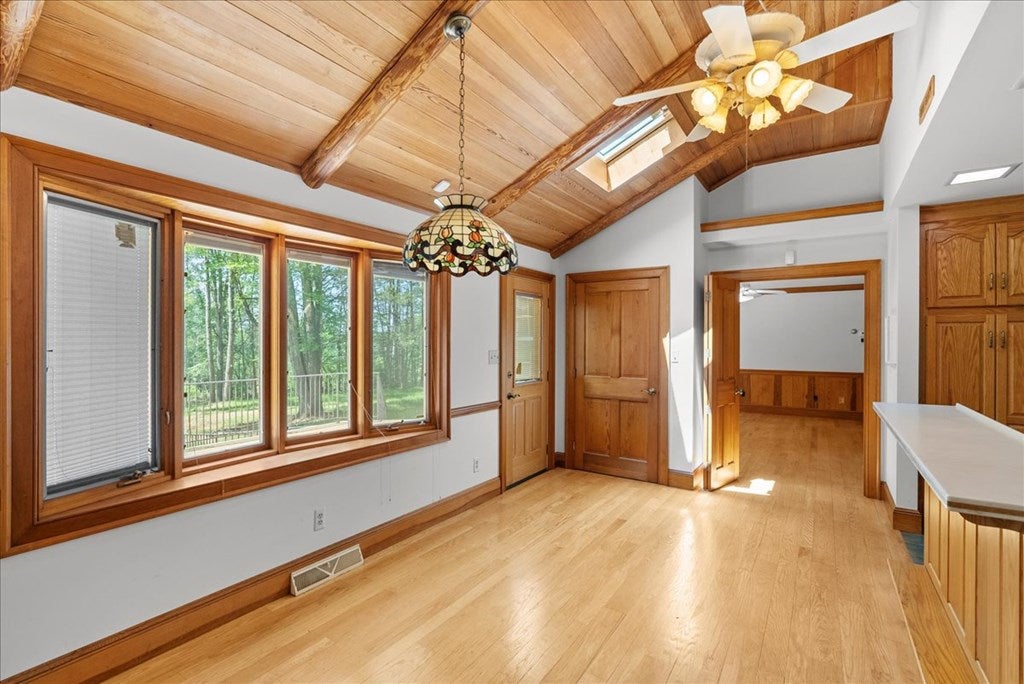 3095 State Shed Road Nathalie, VA 24577 - Photo 23 of 90 Eat-In Kitchen 18.22 x 17.77, Hardwood floors
Remote-controlled skylights