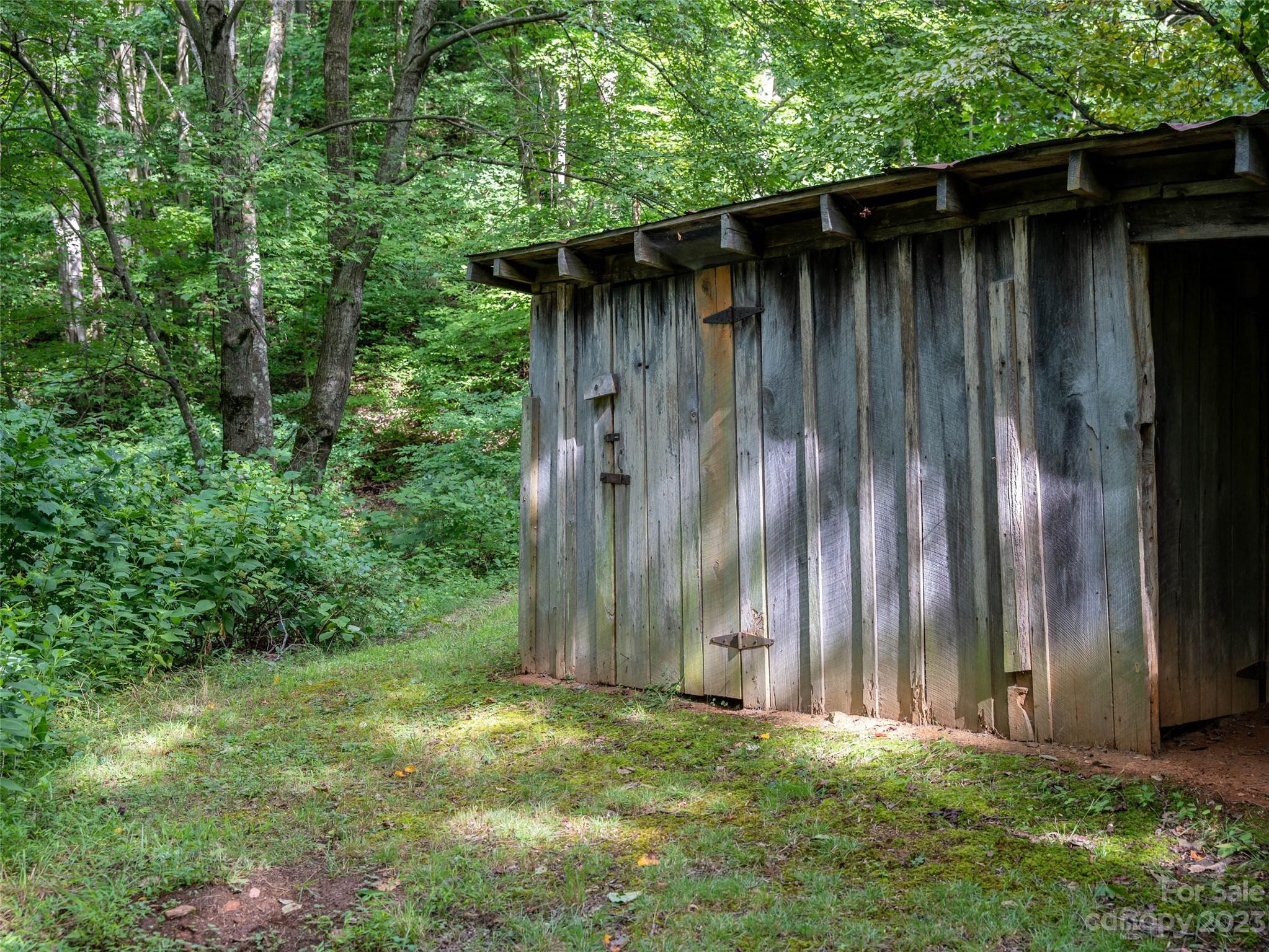 1706 Newfound Road Leicester, NC 28748 - Photo 31 of 43 Gallery Image 31