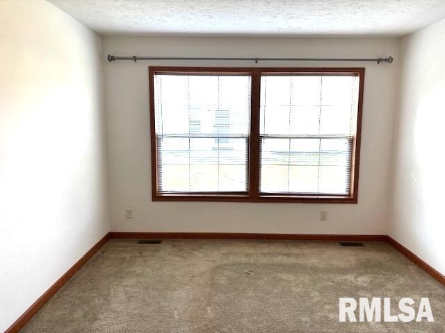 2800 Vía Rosso, Unit 147 Springfield, IL 62703 - Photo 12 of 28