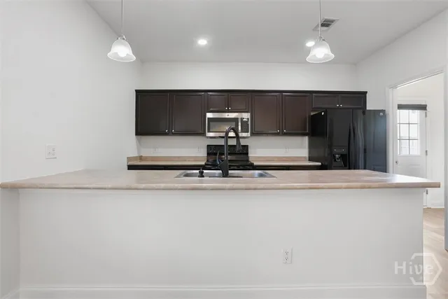 $329,000 | 120 Bonnie Circle, Ellabell, GA 31308