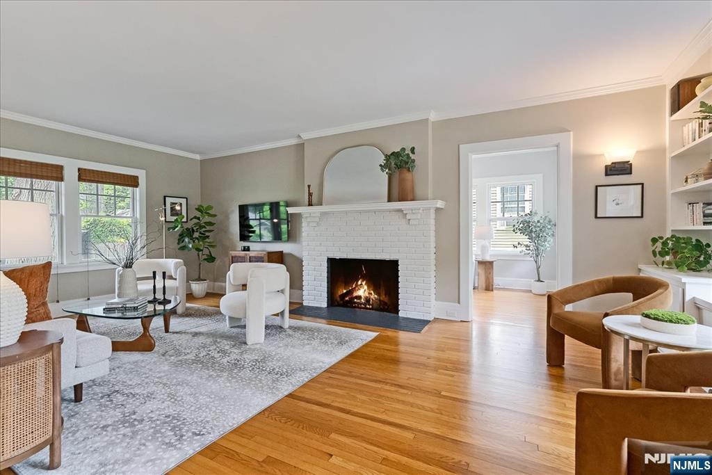 54 Aubrey Road Montclair, NJ 07043 - Photo 5 of 31