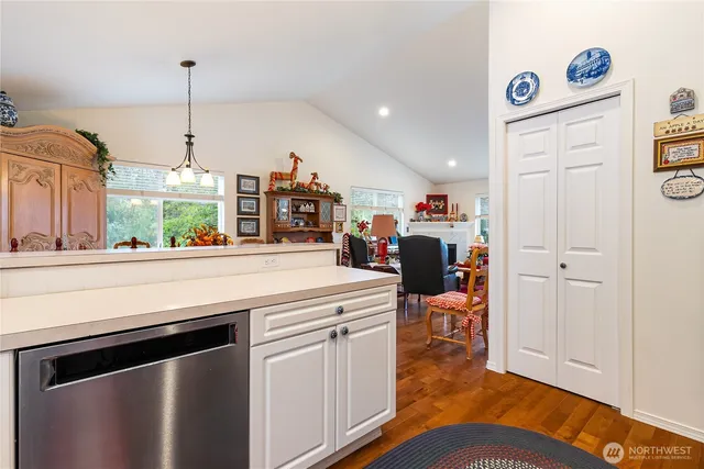 $779,000 | 1401 Edwards Street, Bellingham, WA 98229