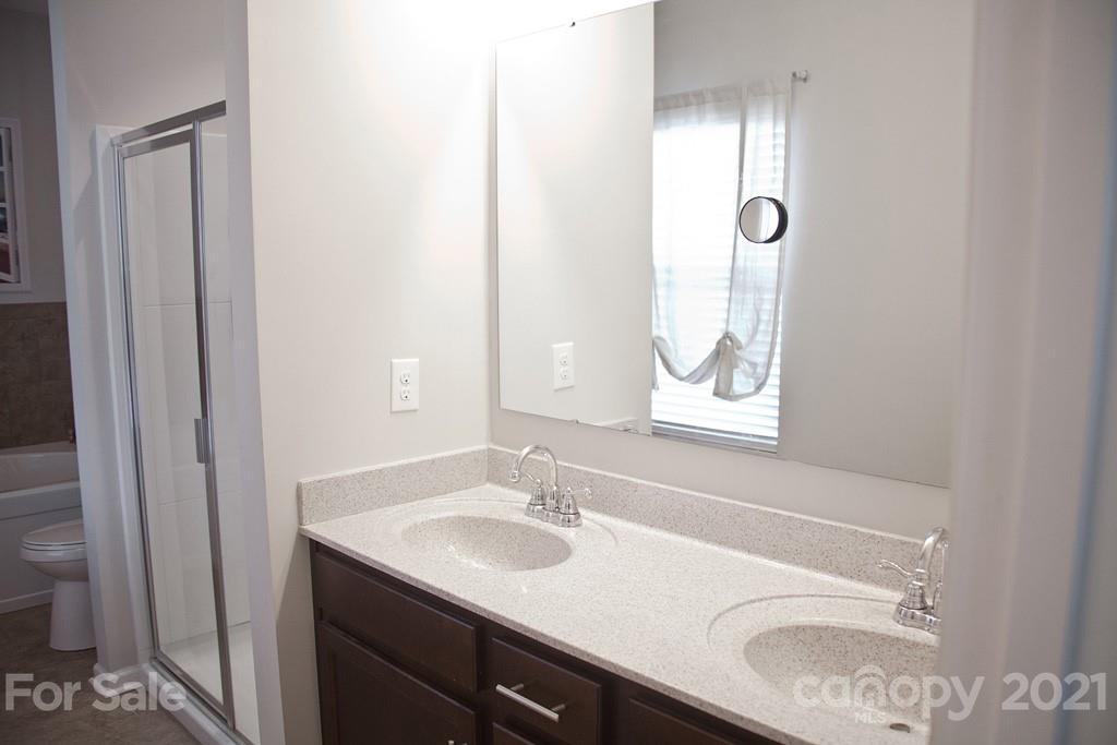 745 Gants Road York, SC 29745 - Photo 12 of 23 Gallery Image 12