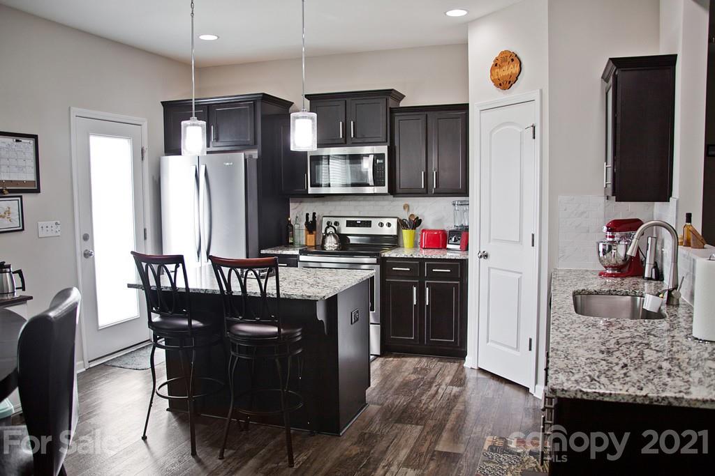 745 Gants Road York, SC 29745 - Photo 3 of 23 Gallery Image 3