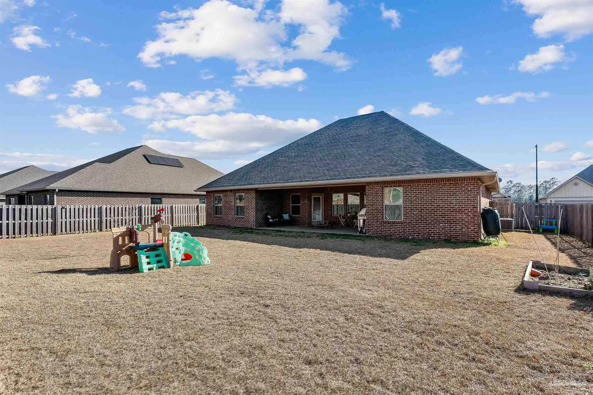 412 Chickadee Street Crestview, FL 32539 - Photo 33 of 38 Gallery Image 33