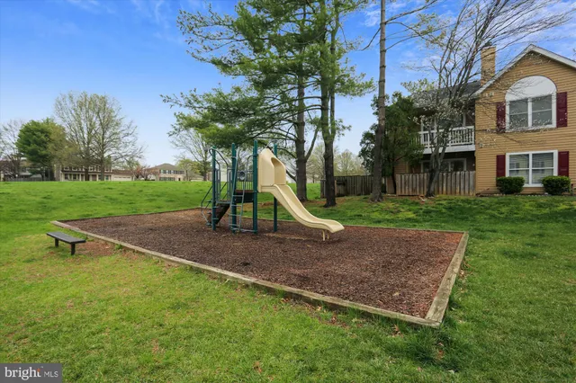 $359,900 | 18056 Rolling Meadow Way, Unit 260, Olney, MD 20832