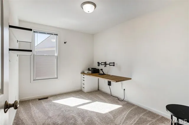 $363,900 | 120 Tiber Way, St. Charles, MO 63301