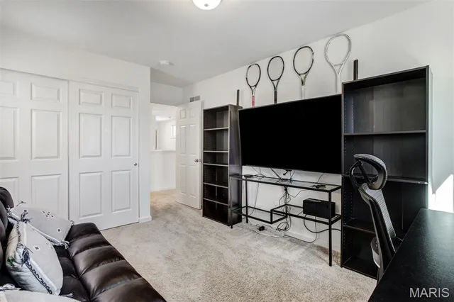 $363,900 | 120 Tiber Way, St. Charles, MO 63301