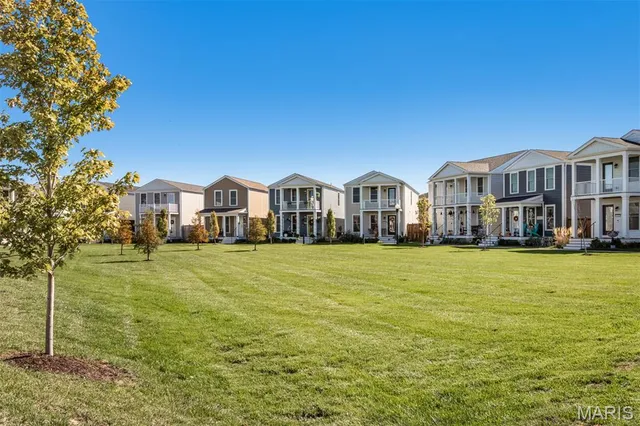 $363,900 | 120 Tiber Way, St. Charles, MO 63301