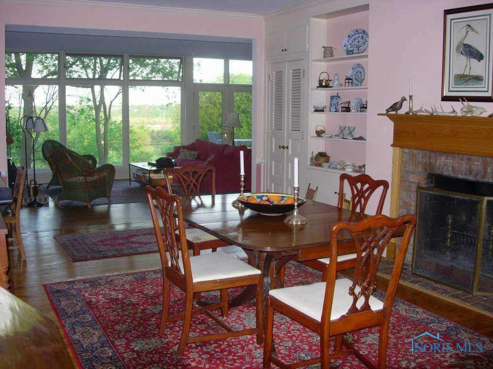 506 River Road Maumee, OH 43537 - Photo 6 of 19 Dining Room.
