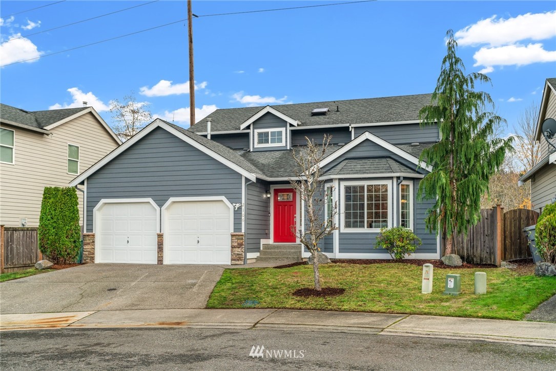 2106 Burnett Place South Renton, WA 98055 - Photo 2 of 31 Gallery Image 2