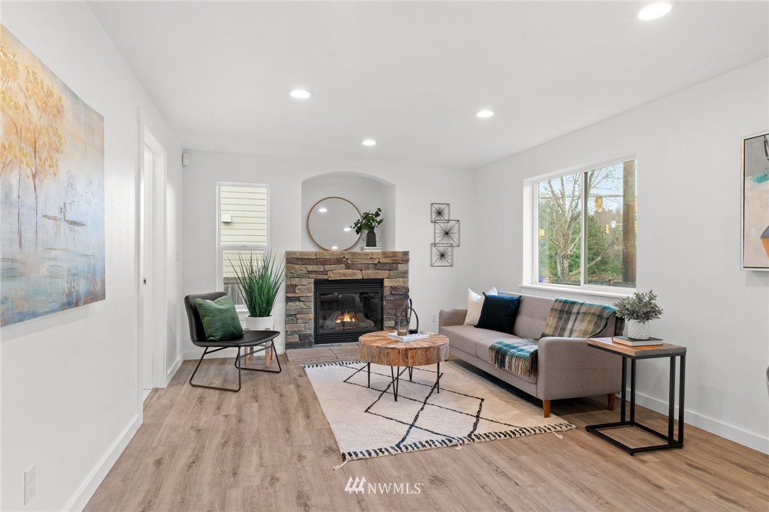 2106 Burnett Place South Renton, WA 98055 - Photo 14 of 31 Gallery Image 14
