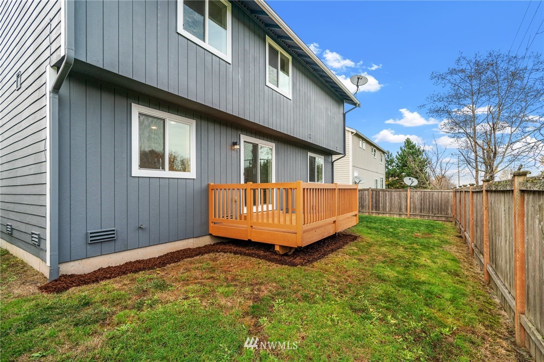 2106 Burnett Place South Renton, WA 98055 - Photo 31 of 31 Gallery Image 31