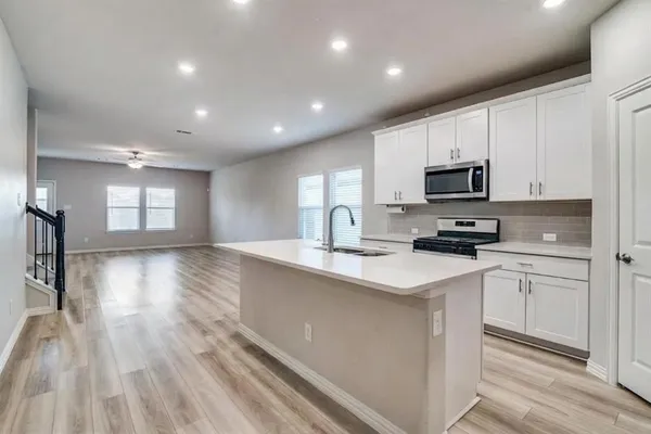 $2,375 | 1144 Enchanted Rock Lane, Royse City, TX 75189