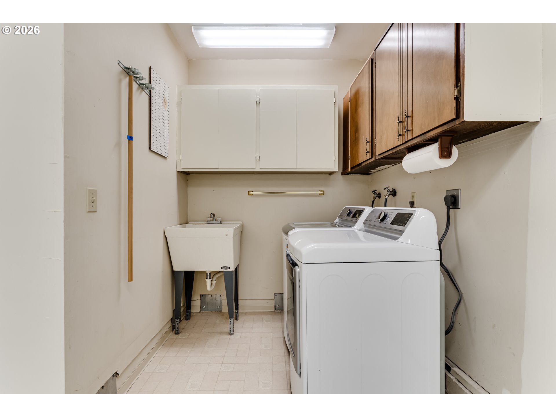 555 Stonegate Street Eugene, OR 97401 - Photo 34 of 48